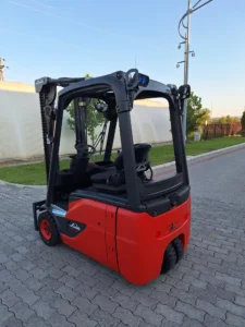 Polovan Elektro Viljuškar Linde E16 02
