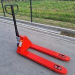 Ručni paletar Staxx LBF15 nosivosti 1.500 kg sa vilama 2.300 mm